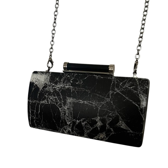 Sondra Robert’s Crossbody/Clutch Marbleized design Handbag. - Picture 2 of 9